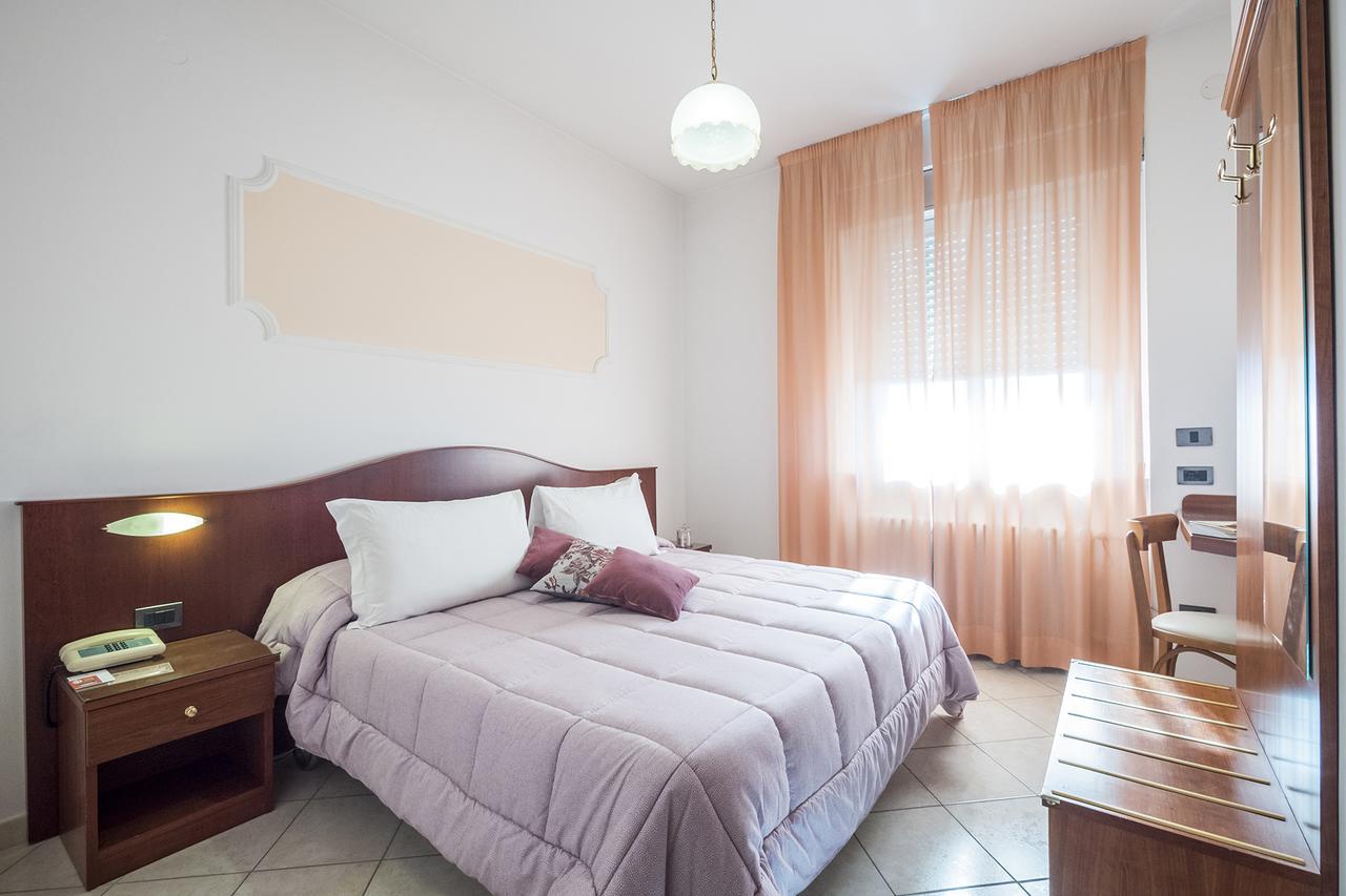 Grifone Hotel Perugia Kültér fotó