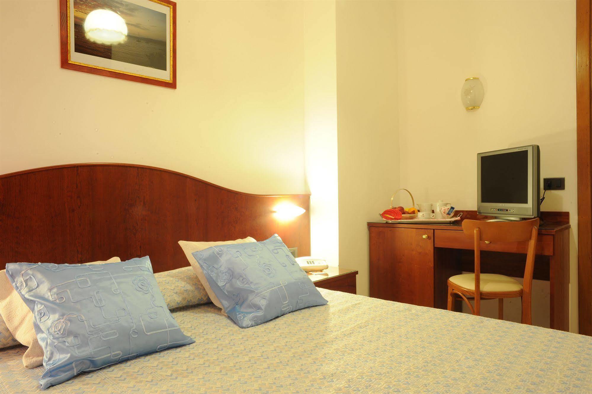 Grifone Hotel Perugia Kültér fotó