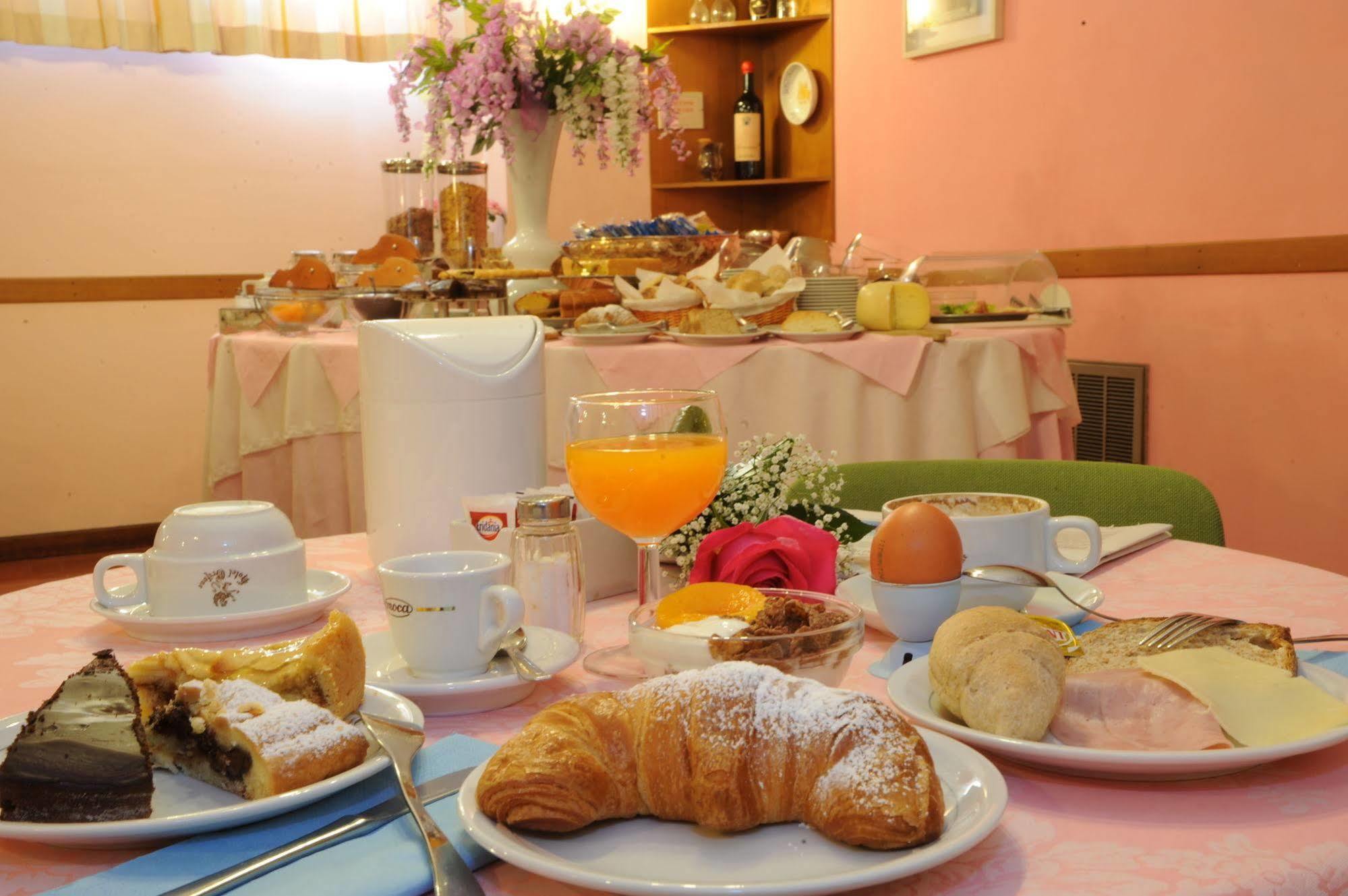 Grifone Hotel Perugia Kültér fotó