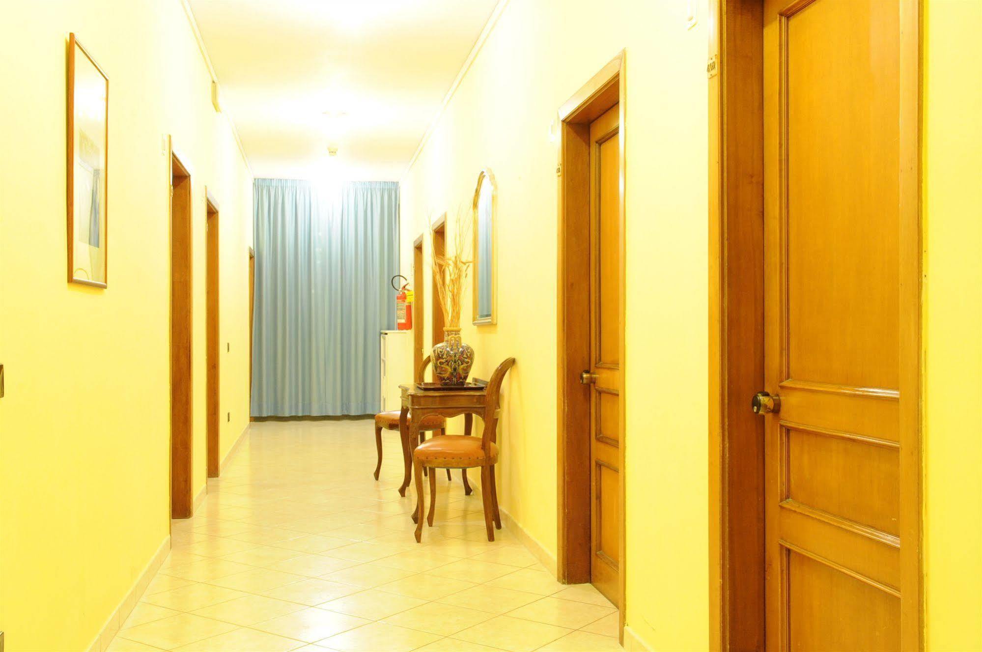 Grifone Hotel Perugia Kültér fotó